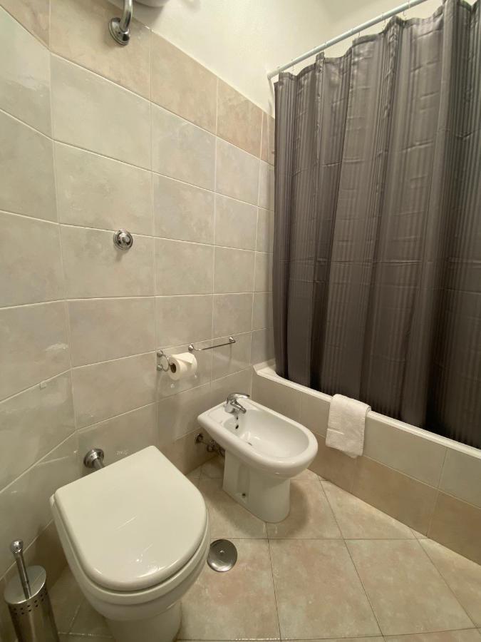 Appartement Dimora De Amicis 88 à Bari Extérieur photo