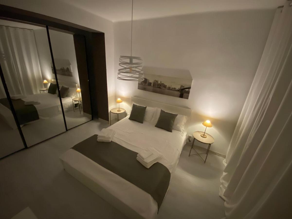 Appartement Dimora De Amicis 88 à Bari Extérieur photo